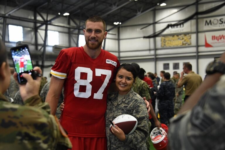 Travis Kelce at Chiefs training camp